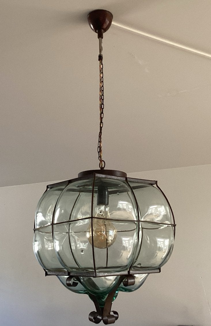 Unieke Venetiaanse stijl glazen hanglamp met metalen frame, Huis en Inrichting, Ophalen, Gebruikt, Glas, E27 (groot)