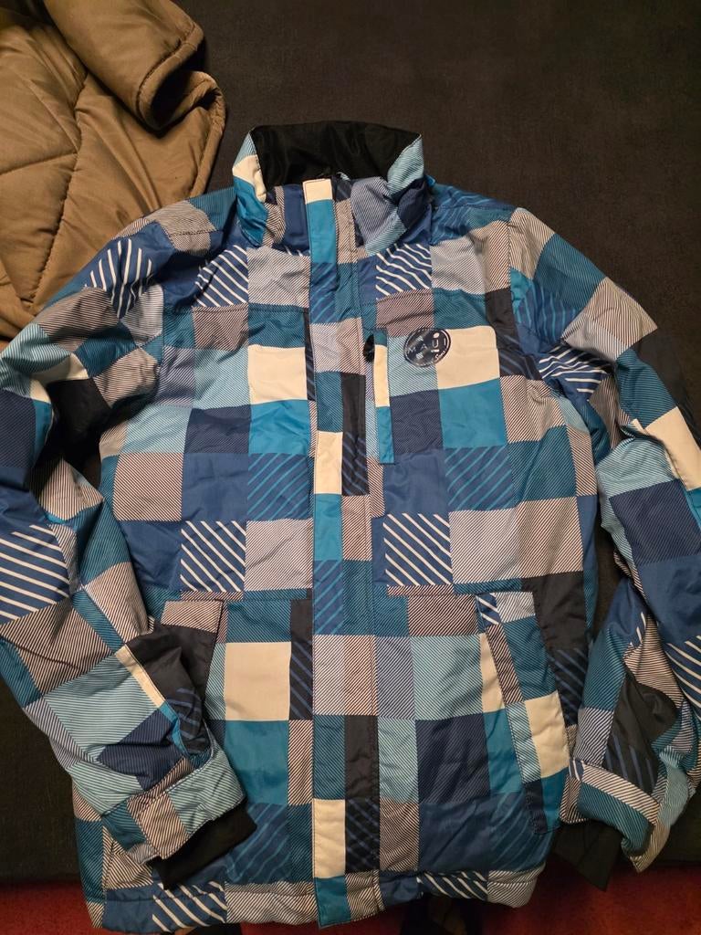Complete ski-set: Maui ski-jack, helm en nekwarmer, Maui, Ophalen of Verzenden, Zo goed als nieuw, Jack