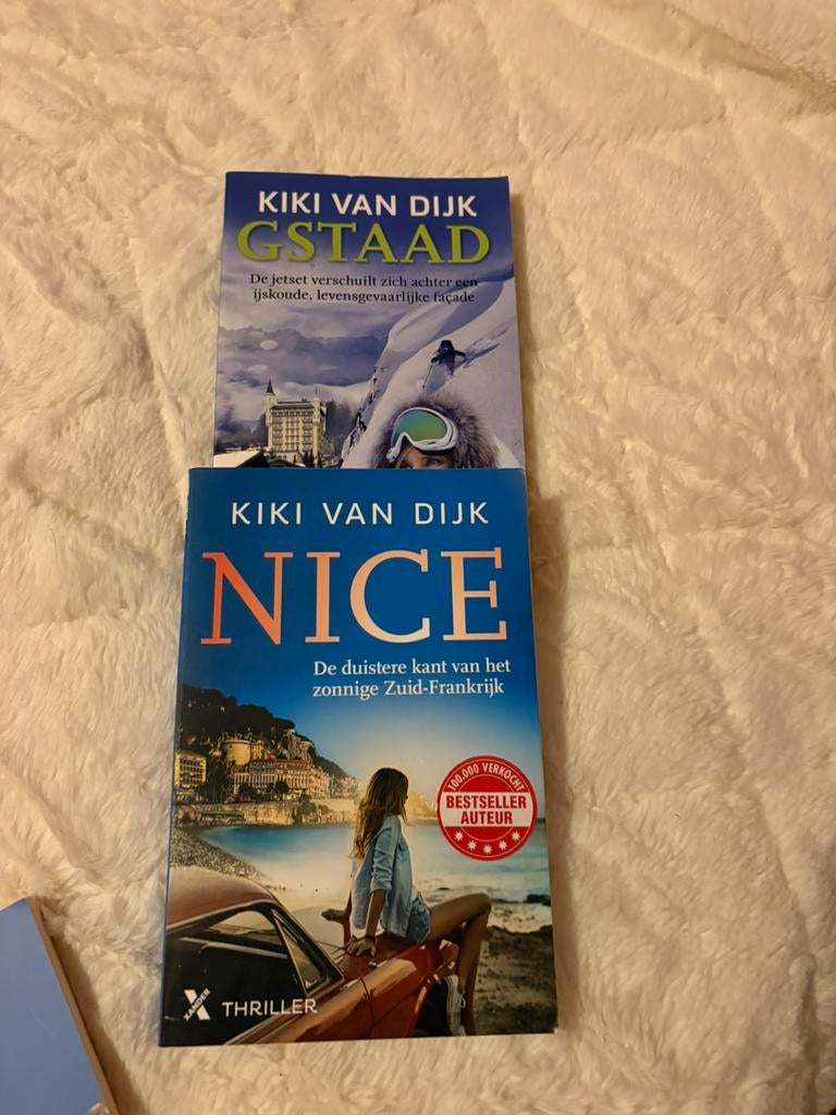 Kiki van Dijk thrillers, Ophalen of Verzenden, Zo goed als nieuw