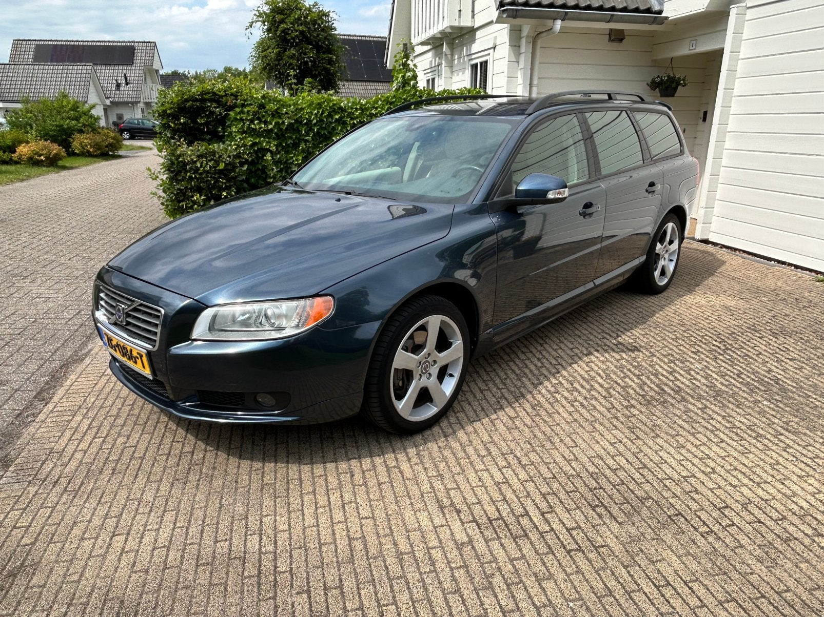 Volvo V70 2.5 T 230pk 2009 Momentum, Auto's, 1800 kg, Beige, Blauw, 2521 cc