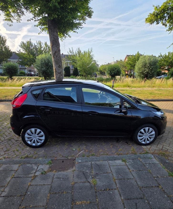 Fiesta 1e eigenaar nieuwe distributieriem koppeling NAP APK, Auto's, Ford, Particulier, Fiësta, Airbags, Airconditioning, Boordcomputer