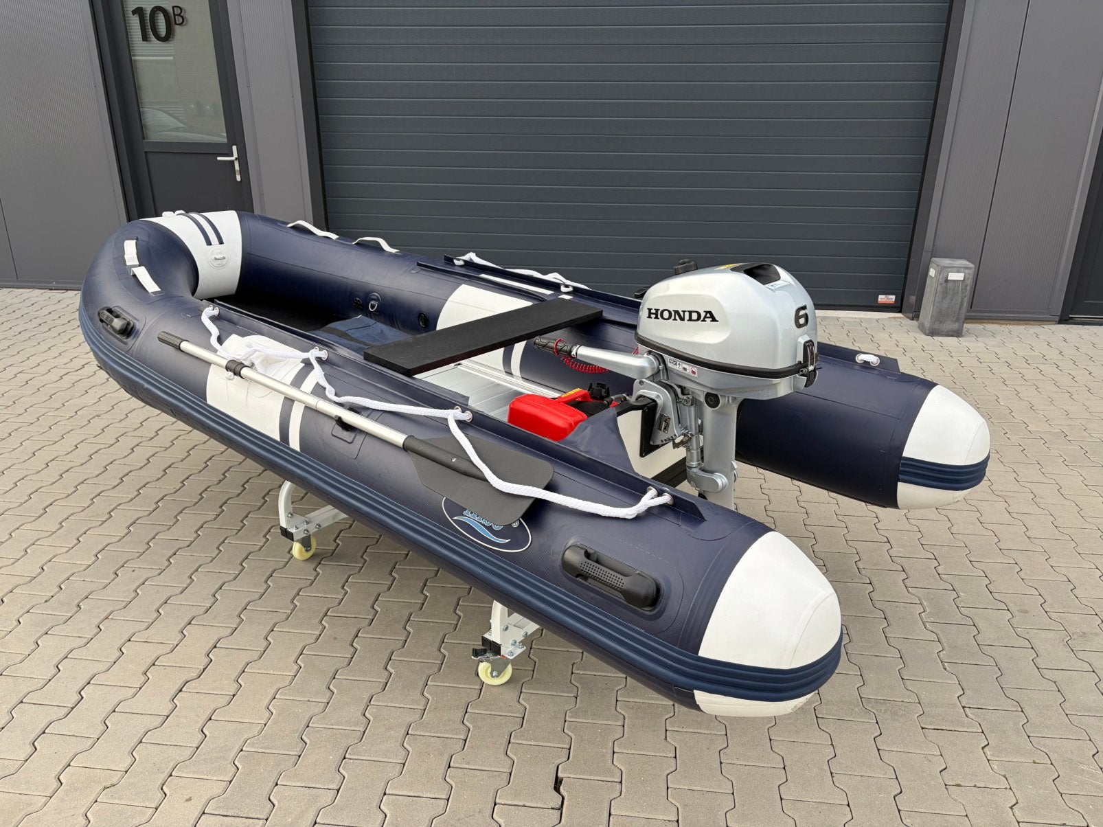 Hibo 330 rubberboot NIEUW met honda 6 pk 4 takt zgan