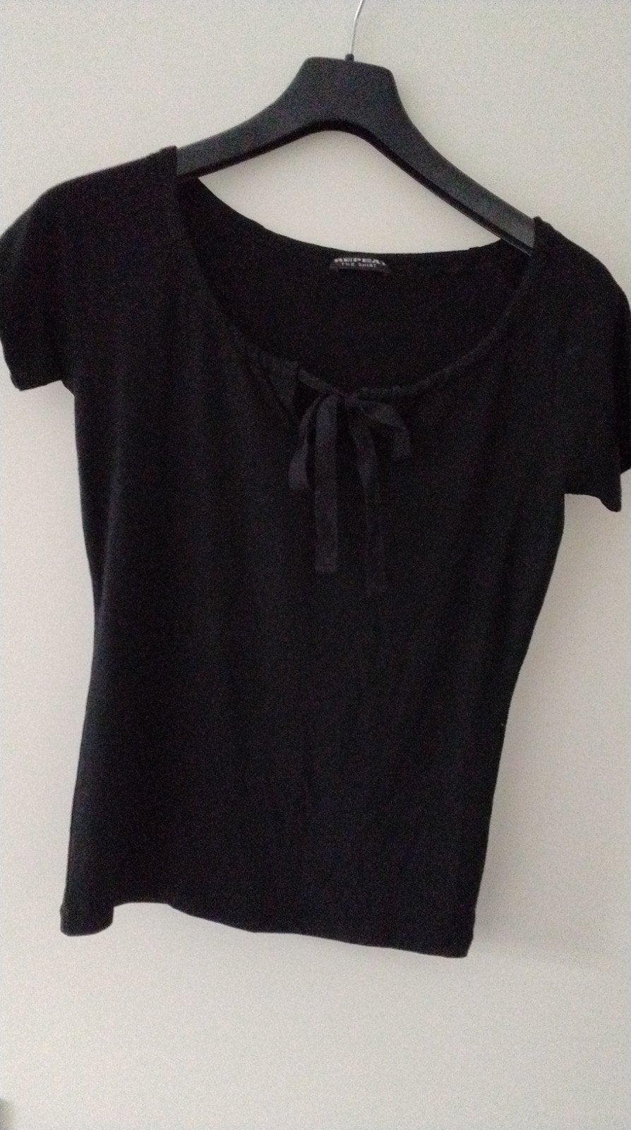shirtje korte mouw zwart Repeat S, Ophalen of Verzenden, Zo goed als nieuw, Zwart, Korte mouw