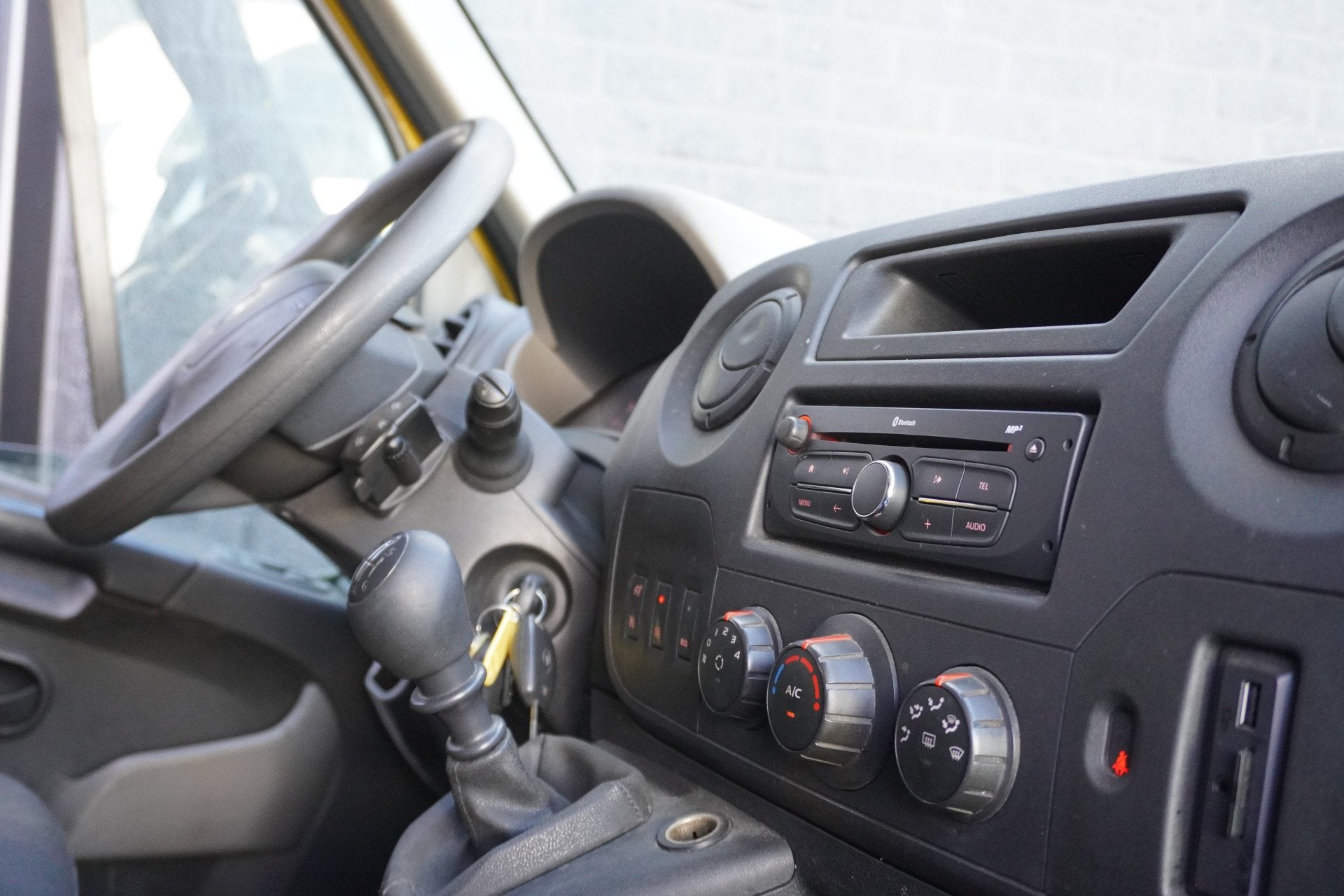 Renault Master 2.3 dCi 163PK 2x Schuifdeur L2H2 EURO 6 - Air, Voorwielaandrijving, Stof, Gebruikt, Renault
