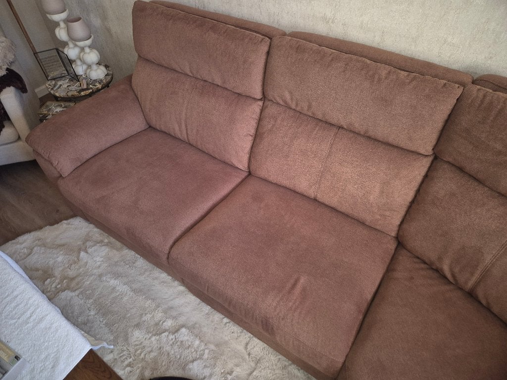 Nette hoekbank in nieuwstaat 1.5 jaar oud, Ophalen, 250 tot 300 cm, Hoekbank, 75 tot 100 cm