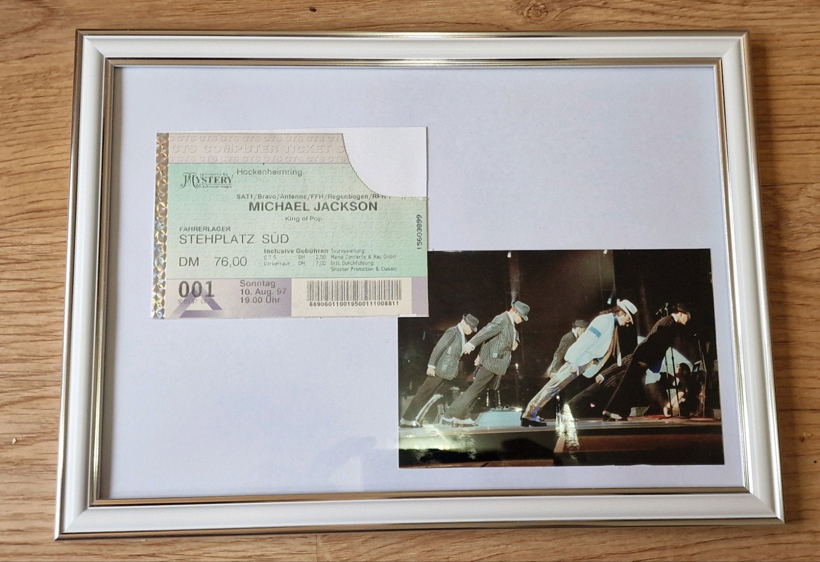 Ingelijst Michael Jackson HIStory Tour Ticket & Foto, Verzenden, Zo goed als nieuw, Foto of Kaart