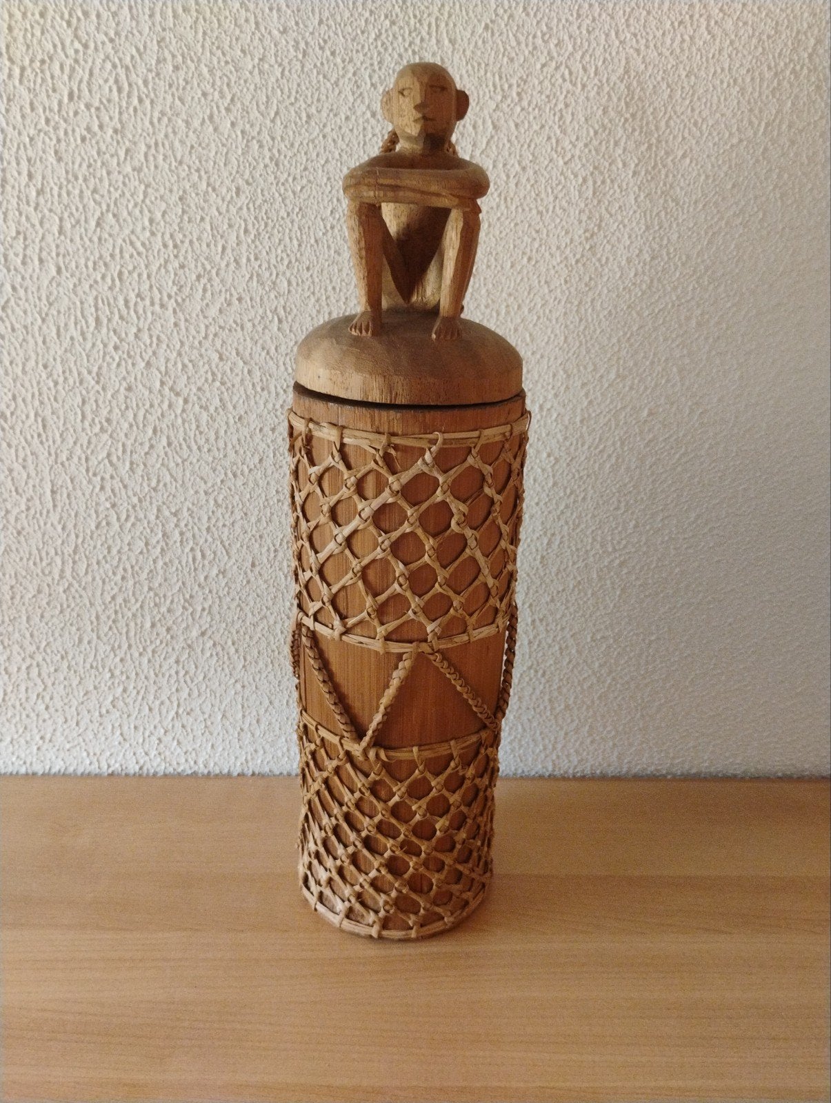 Filipijnse rijst opslag koker met houten deksel en aap, Antiek en Kunst, Ophalen of Verzenden