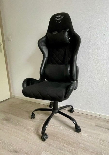 Game chair/ bureaustoel, Huis en Inrichting, Bureaustoelen, Ophalen, Gaming bureaustoel, Gebruikt, Zwart