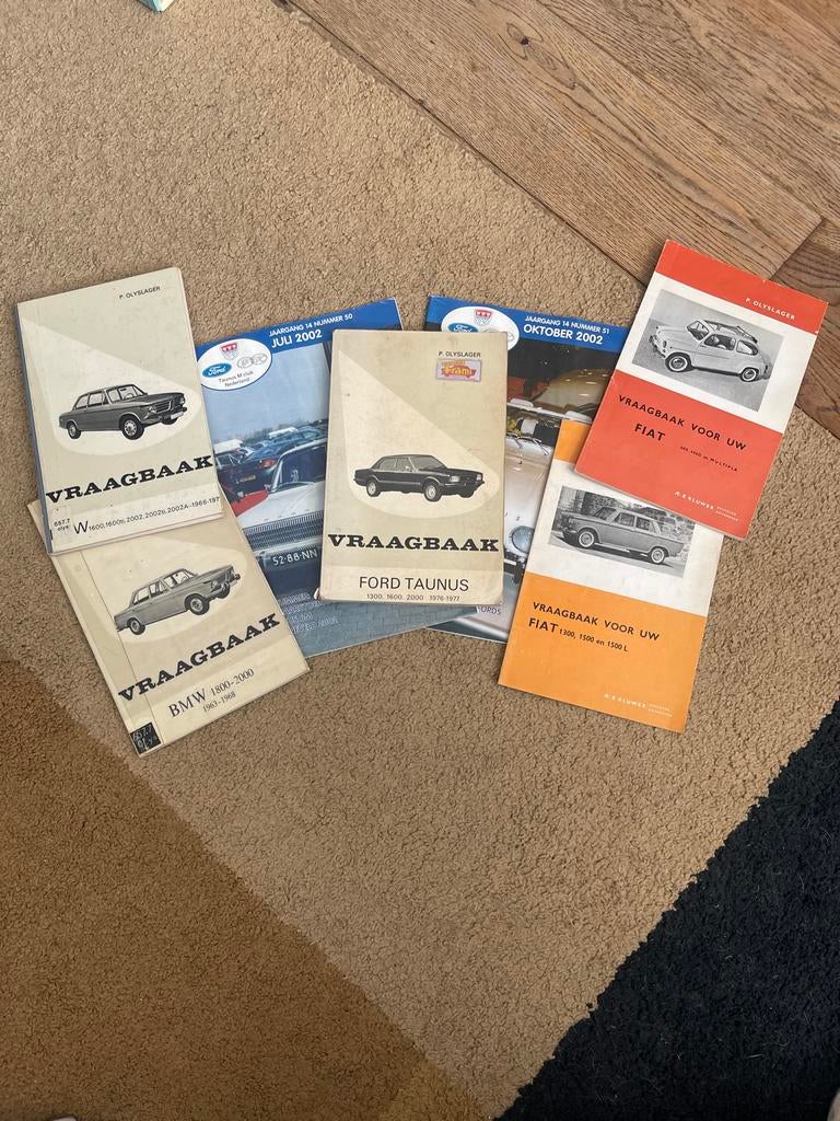 5 Olyslager vraagbaken en 2 Ford Taunus clubbladen, Ophalen of Verzenden, Zo goed als nieuw, Ford