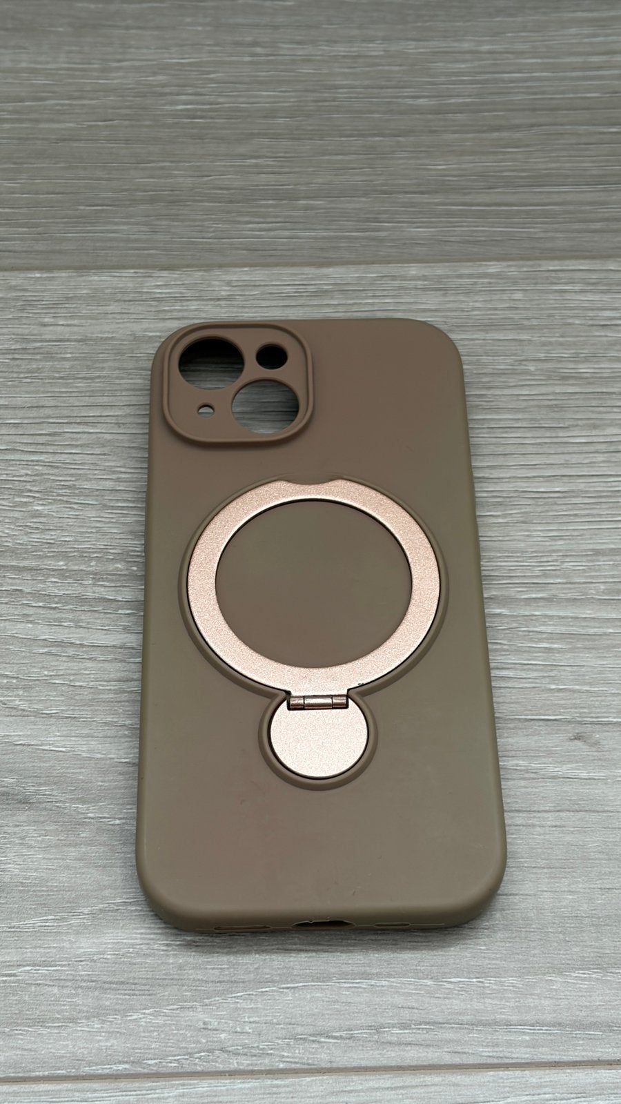 iPhone 15 telefoonhoesje met ringhouder - Bruin, Telecommunicatie, IPhone 15, Verzenden, Overige merken, Bruin