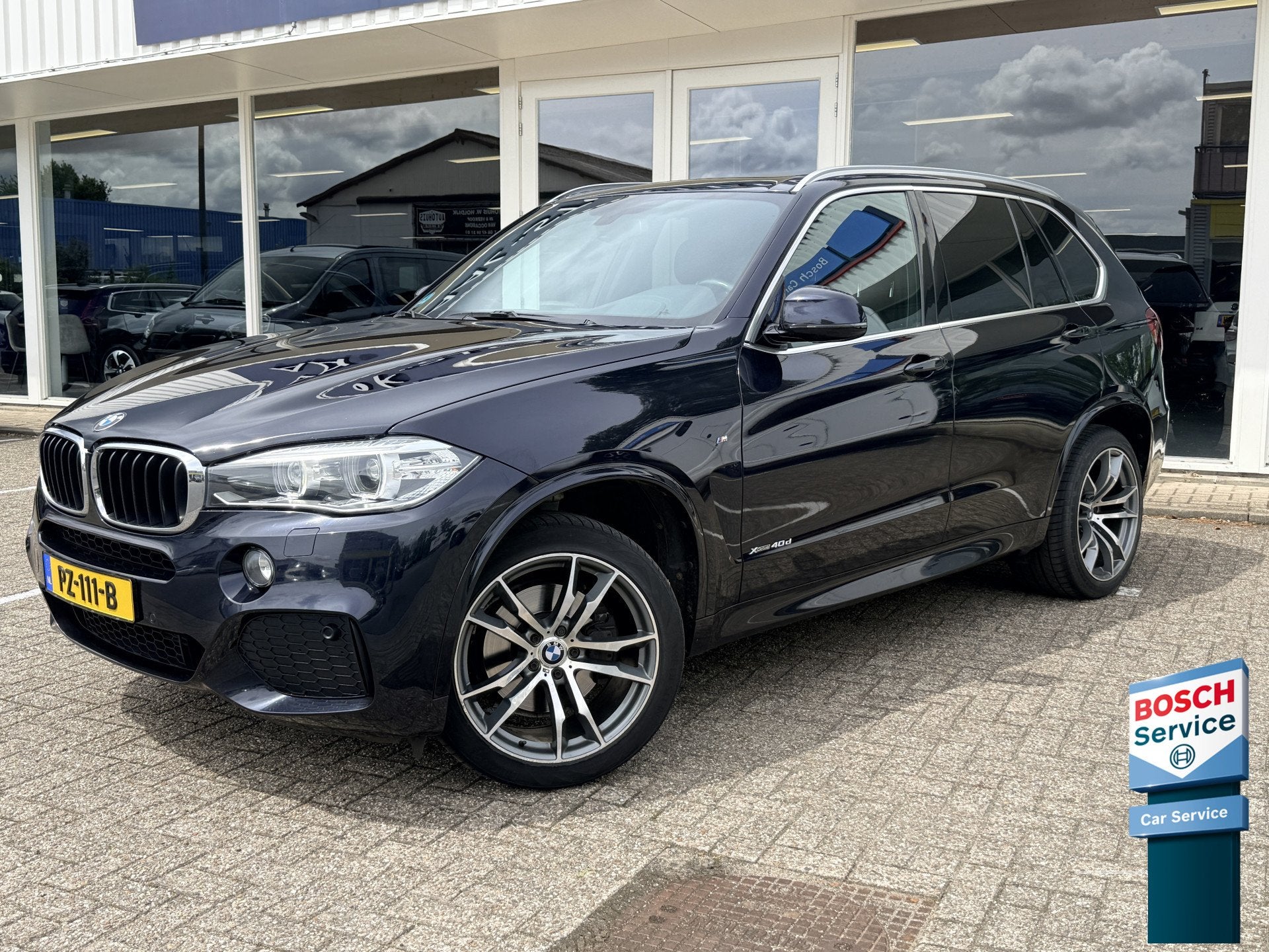 BMW X5 xDrive40d High Executive 7p. | M-Sport | Xenon | Pano, Gebruikt, 2993 cc, 255 €/maand, 7 stoelen