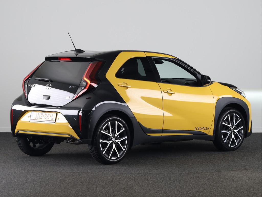 Toyota Aygo X Hybrid 115 GR Sport *DEMO* | JLB geluidsysteem, 12 maanden, Euro 6, 4 stoelen, Automatische klimaatregeling