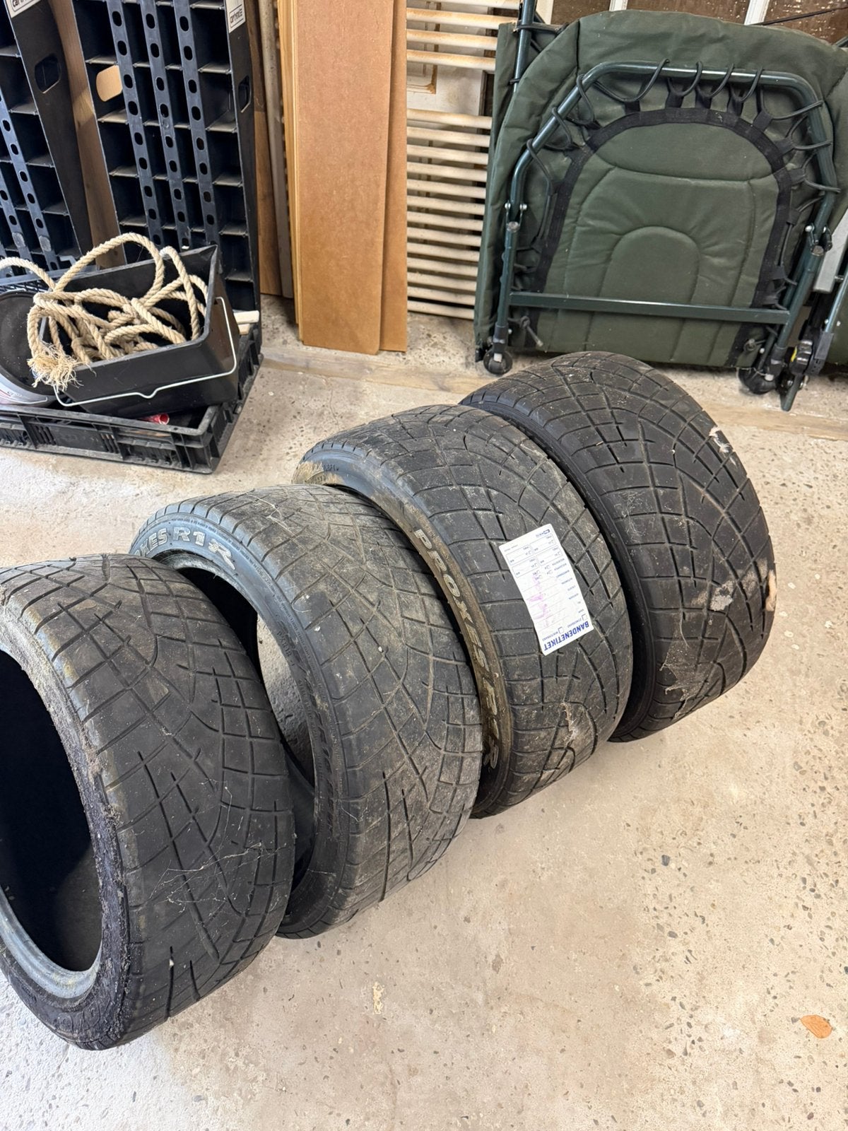 Toyo R1R 205 45 16 semi slicks gratis, Ophalen