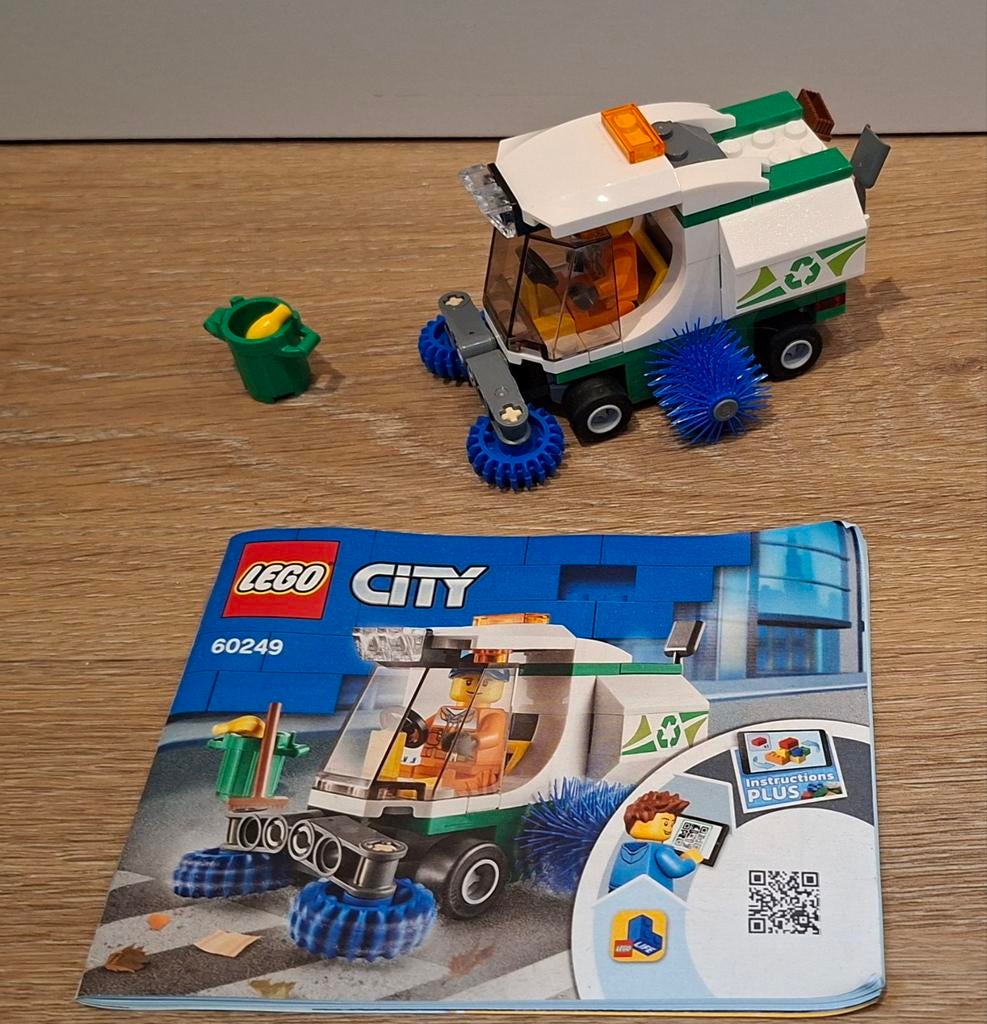 Lego City 60249 straatveegmachine, City, Lego, Zo goed als nieuw, Complete set