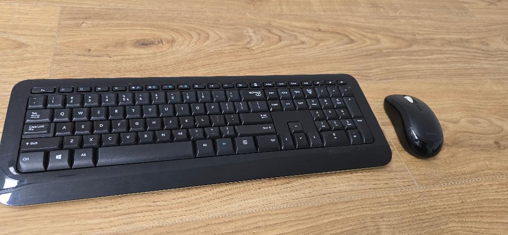 Microsoft Wireless Desktop 800 (Toetsenbord + Muis 1000), Gebruikt, Toetsenbord en muis-set, Ophalen of Verzenden, Draadloos
