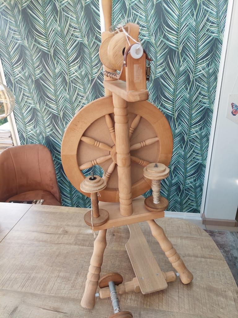 Spinnewiel, Hobby en Vrije tijd, Spinnewielen en Spinnen, Ophalen, Refurbished, Spinnewiel