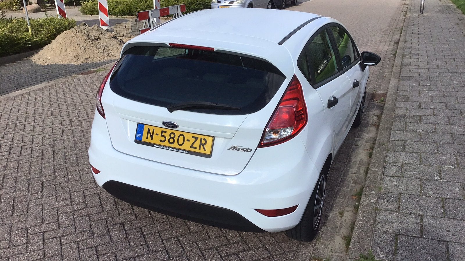 Foto 9 van Ford Fiësta1.25 82pk 5d 2015,grote beurt gehad +distributie