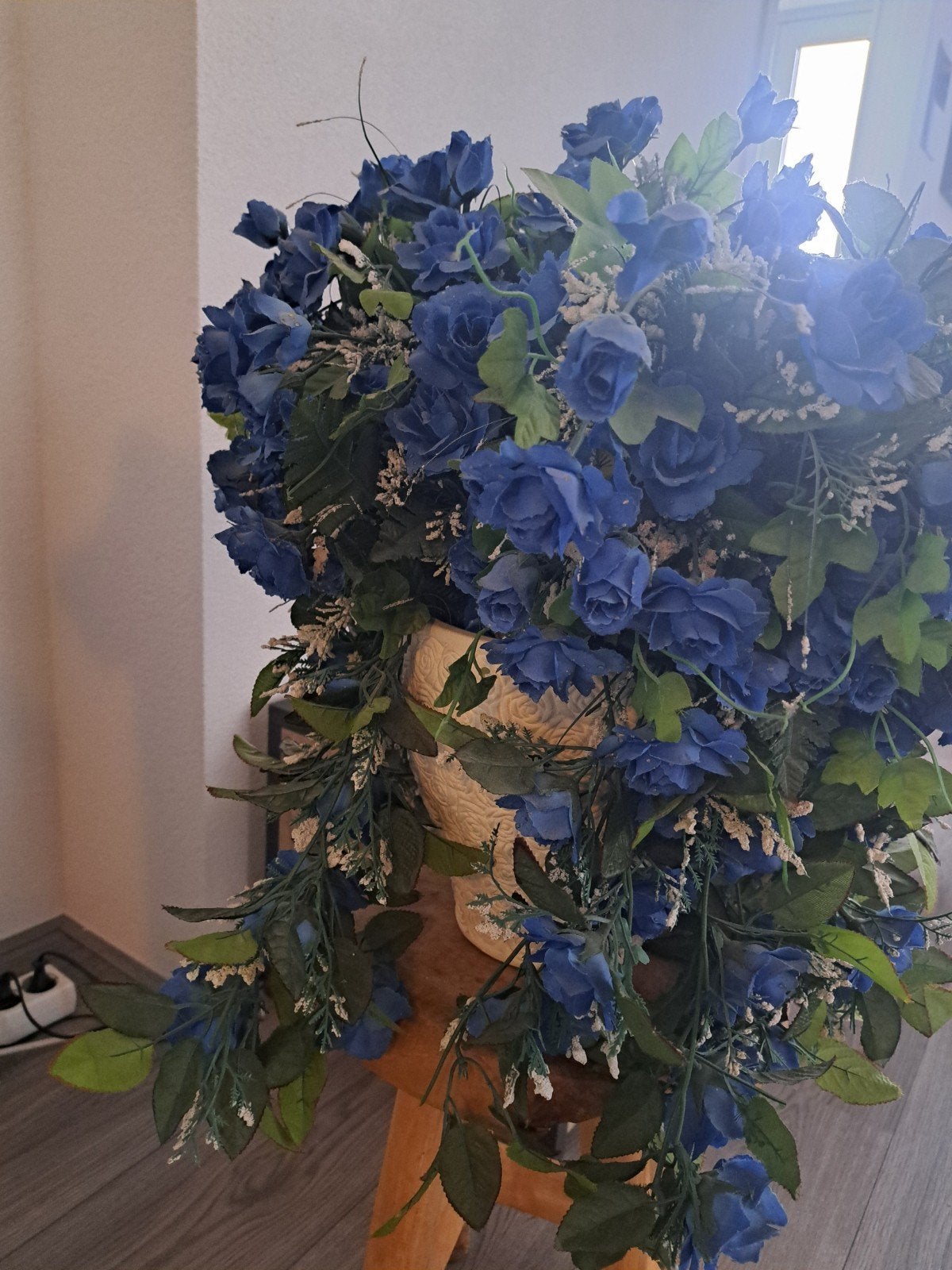 Mooi blauw bloemstuk in pot, Ophalen, Binnen, Zo goed als nieuw, Blauw