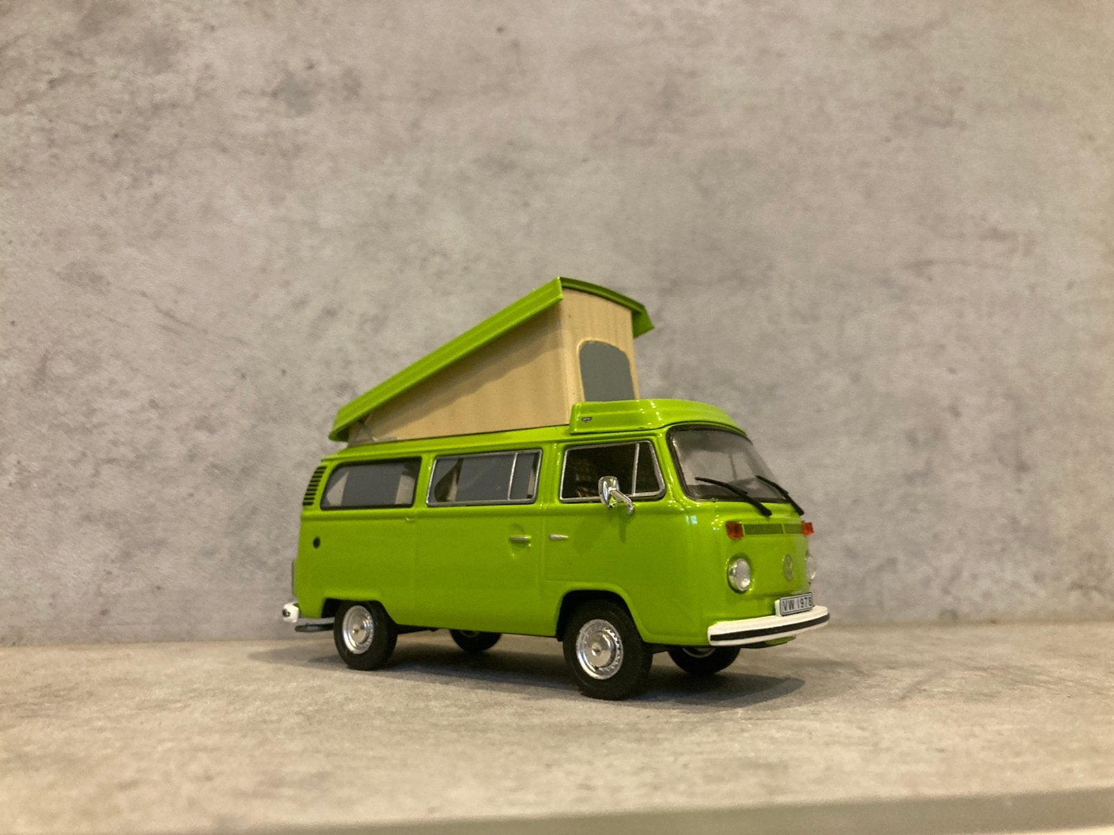 Volkswagen T2 camper miniatuur, Ophalen of Verzenden, Nieuw, Auto, Overige merken