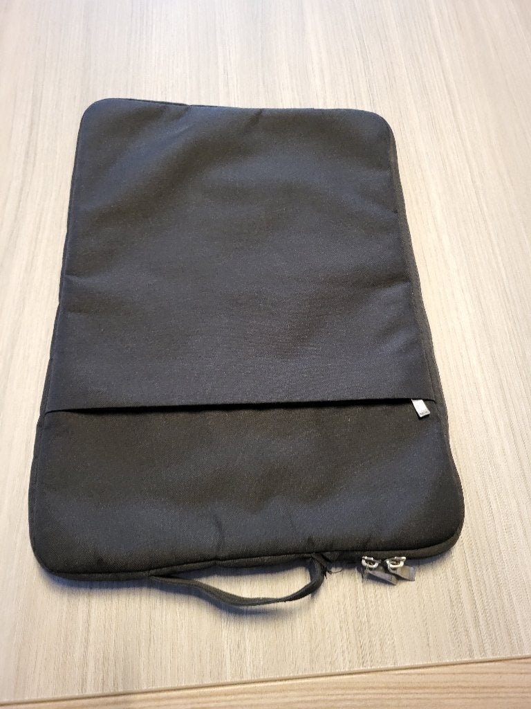 laptophoes / beschermer/ tas 17 inch, Computers en Software, Ophalen of Verzenden, 17 inch of meer, Zo goed als nieuw