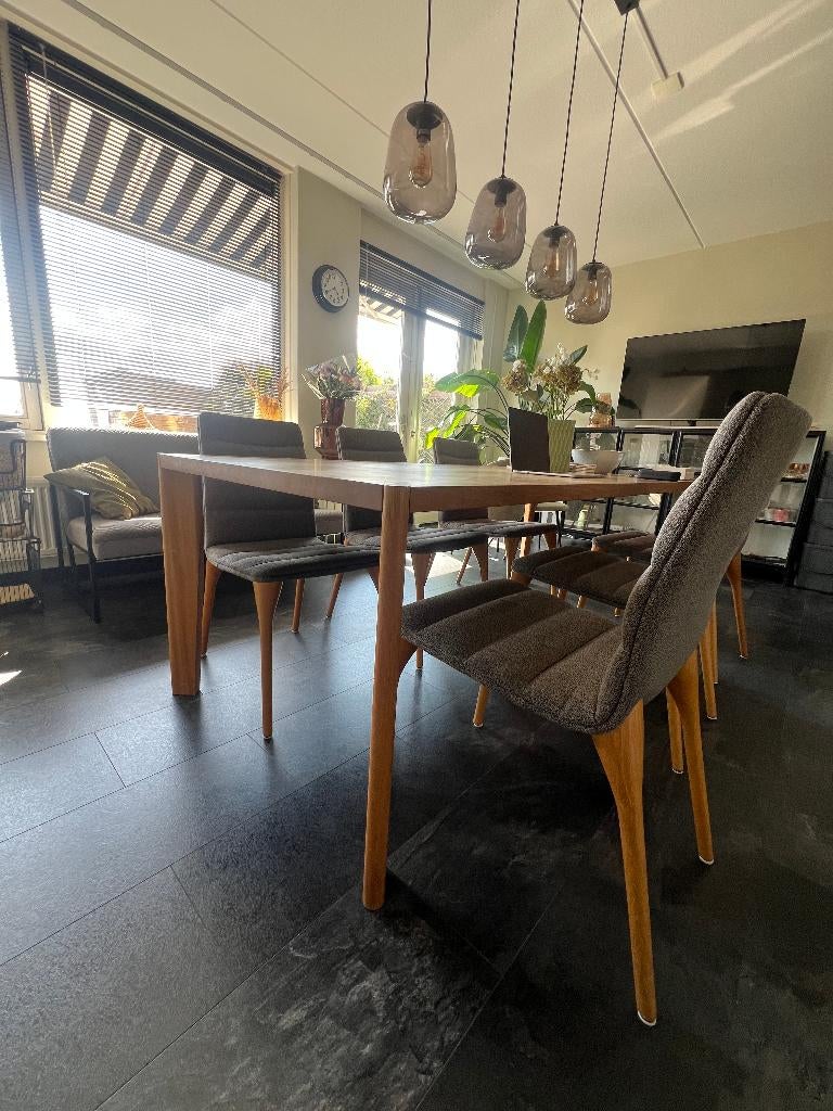 eettafel, Mooie stijl, bij van Til uit Alkmaar, Eikenhout, 200 cm of meer, Zo goed als nieuw