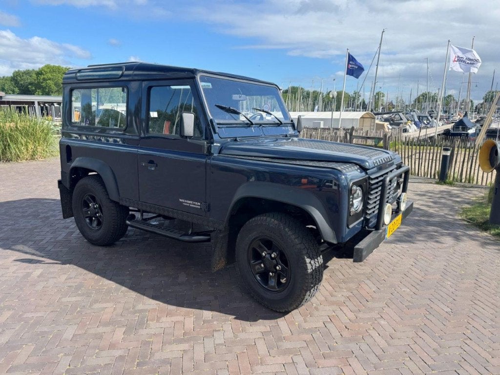 Land Rover Defender 90 benzine MPI 2.0 V16 bouwjaar 1996, Overige merken, Tender, Gebruikt, 4 m