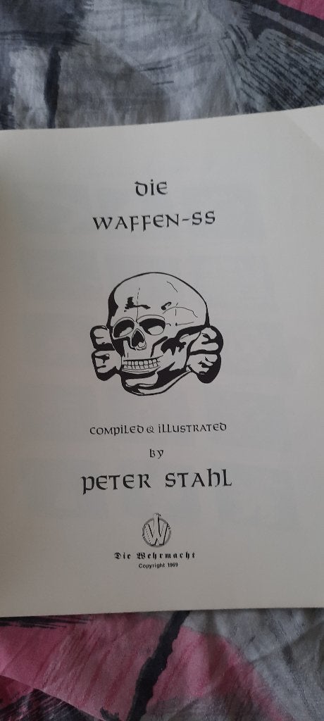 die waffen-ss door peter stahl die wehrmacht 1969, Tweede Wereldoorlog, Peter stahl, Ophalen of Verzenden, Zo goed als nieuw