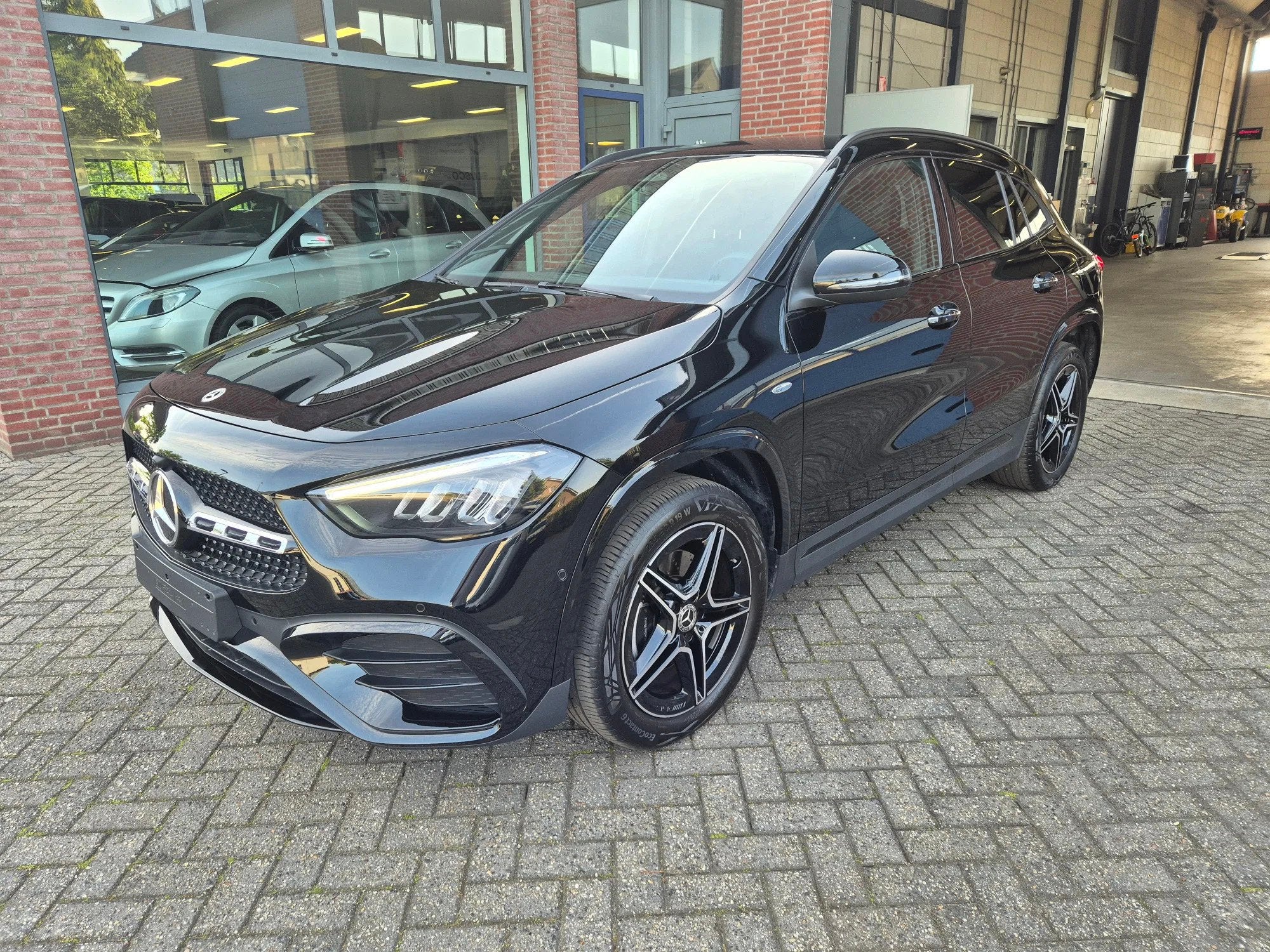Mercedes-Benz GLA 250 E Hybrid.AMG.. Night Pakket,, Auto's, Metallic lak, Gebruikt, Origineel Nederlands, Bedrijf
