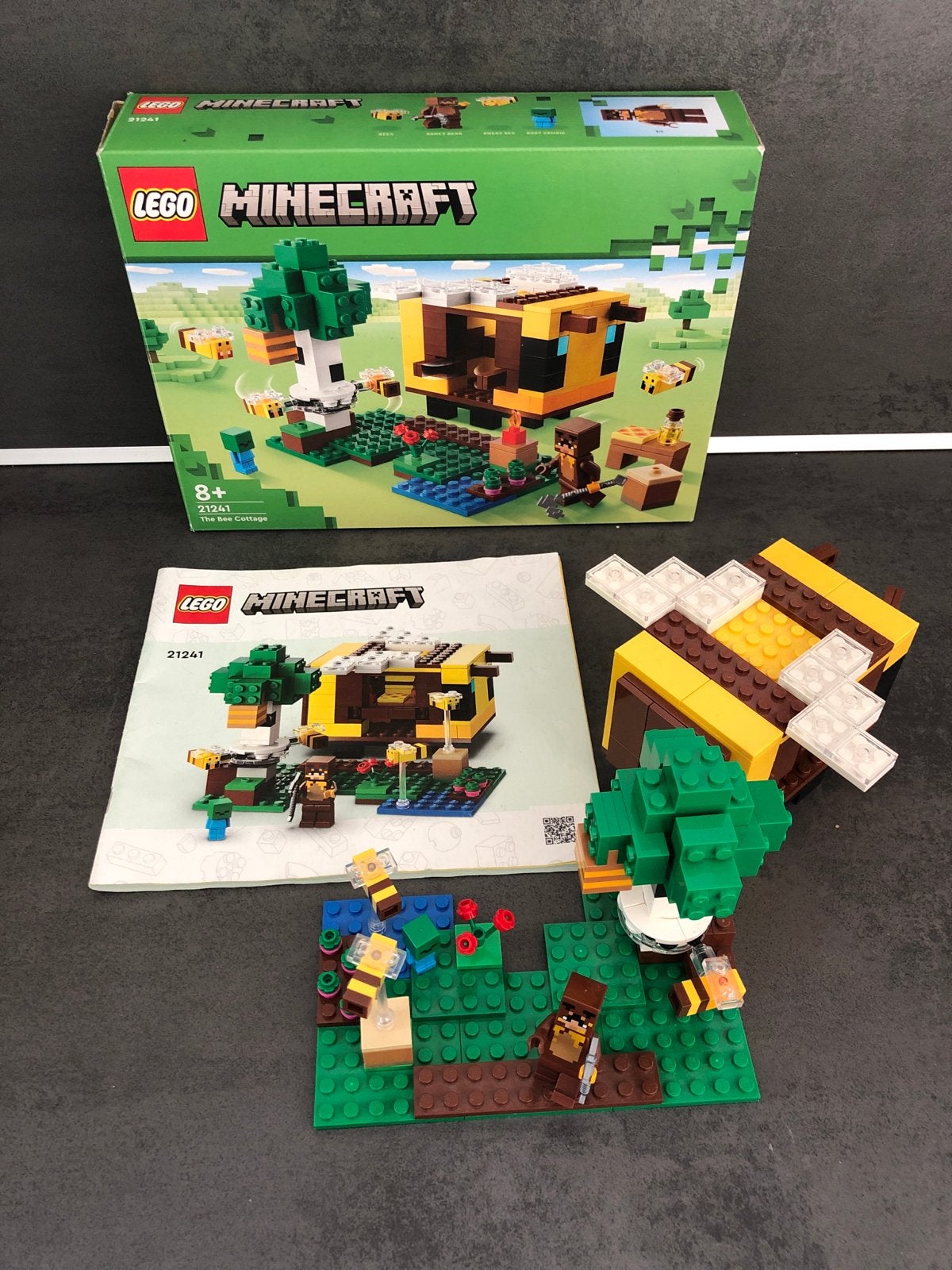 LEGO Minecraft 21241 De Bijen Cottage - Zo goed als nieuw, Minecraft, Lego, Ophalen of Verzenden, Zo goed als nieuw