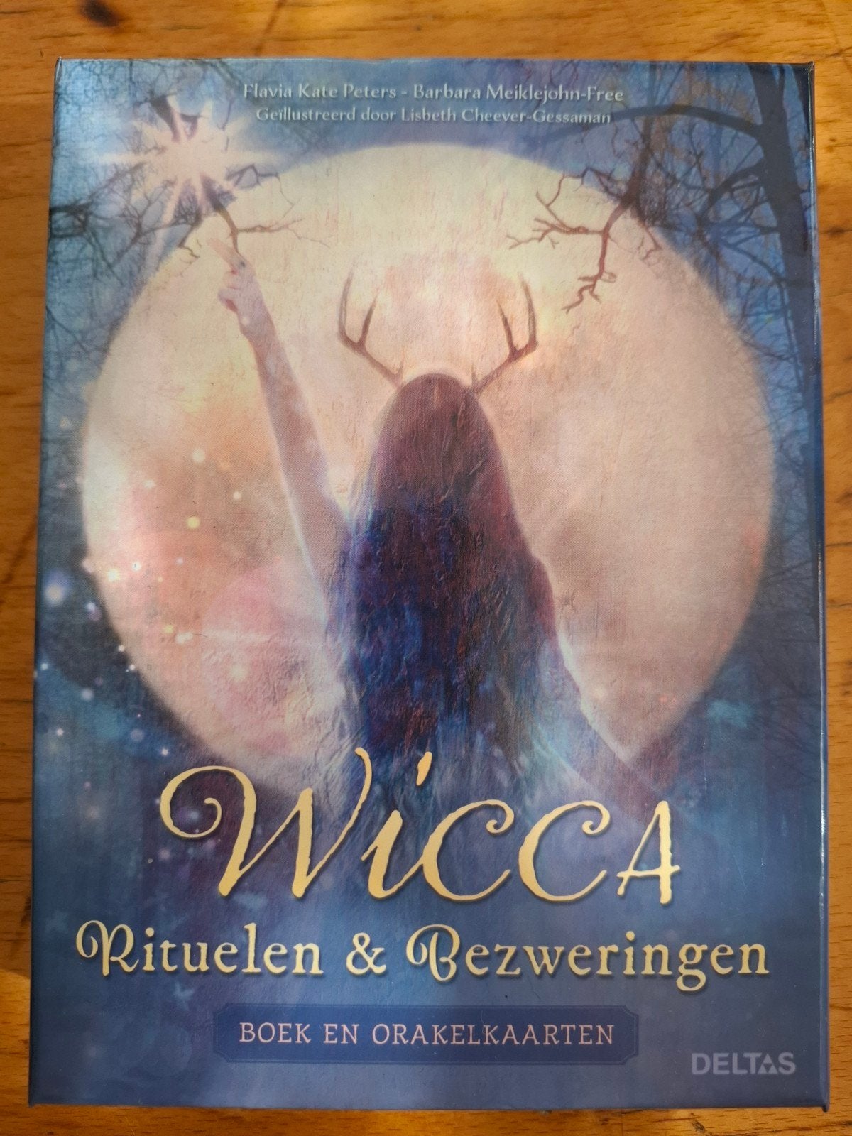 Wicca Rituelen & Bezweringen Boek en Orakelkaarten, Spiritualiteit algemeen, Overige typen, Ophalen of Verzenden, Flavia Kate Peters en Barbara Meiklejohn-Free