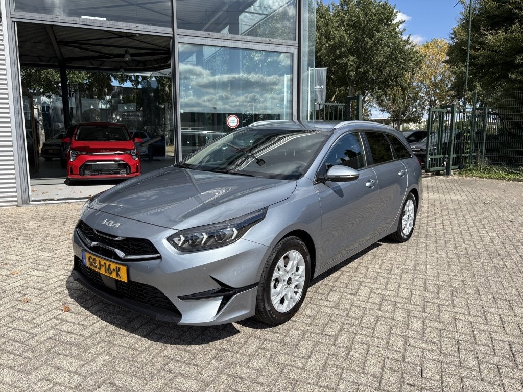 Kia Ceed Sportswagon 1.0 T-GDi DynamicPlusLine Navi + Camera, Gebruikt, Met garantie (alle), Leder en Stof, Origineel Nederlands