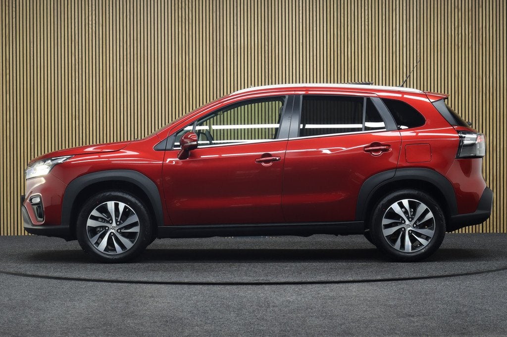 Suzuki S-Cross 1.4 Boosterjet Automaat Style Hybrid | € 3., Auto's, Suzuki, Zwart, 4 cilinders, 24 maanden, Origineel Nederlands
