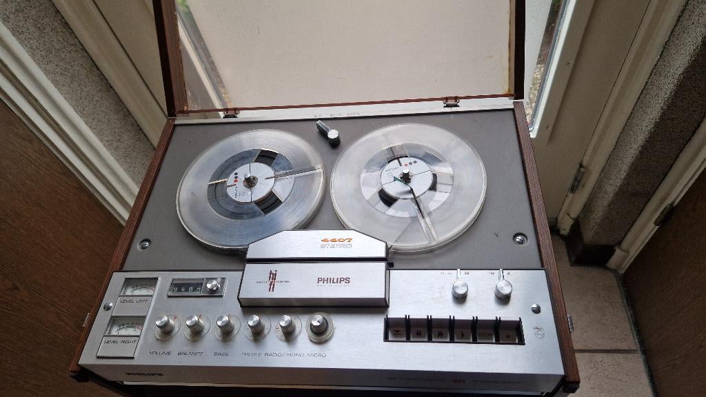 philips bandrecorder stereo 4 track, Audio, Tv en Foto, Bandrecorders, Ophalen of Verzenden, Bandrecorder, Met banden