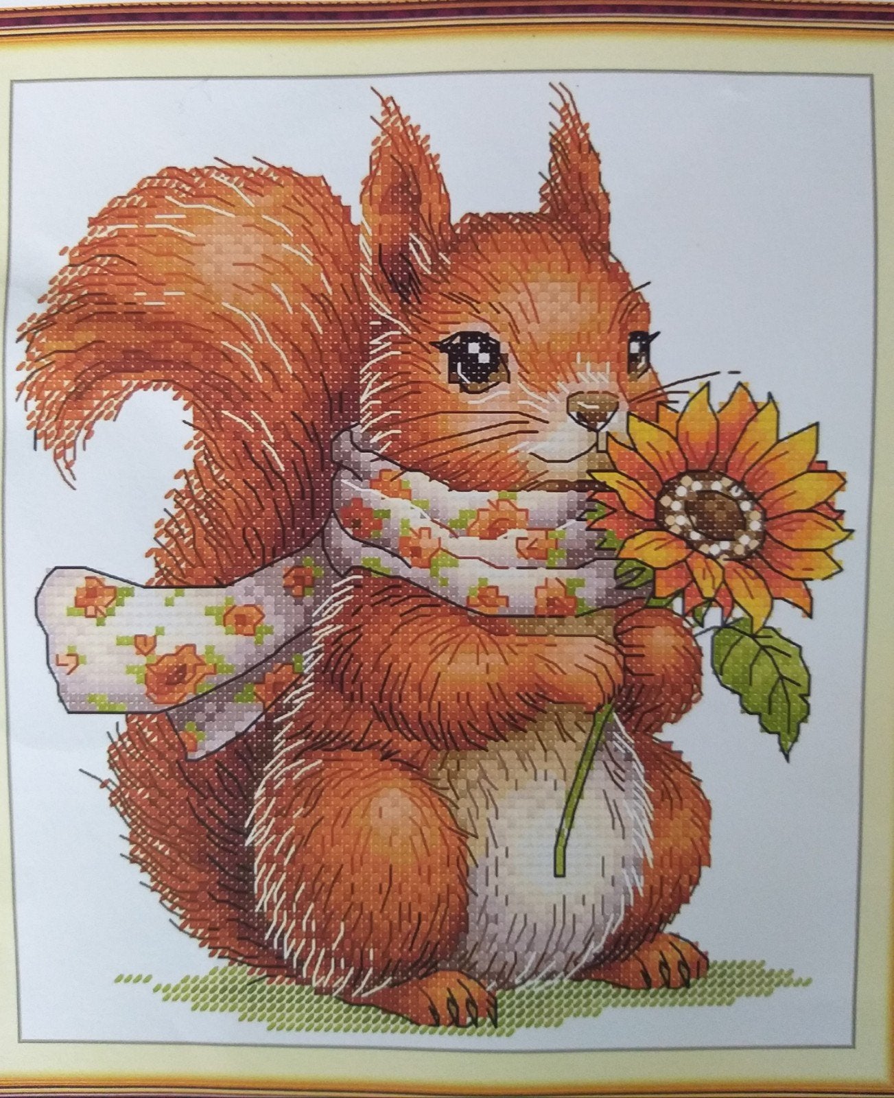 Borduurpakket Eekhoorn met zonnebloem., Hobby en Vrije tijd, Borduren en Borduurmachines, Verzenden, Nieuw, Handborduren, Borduurpakket