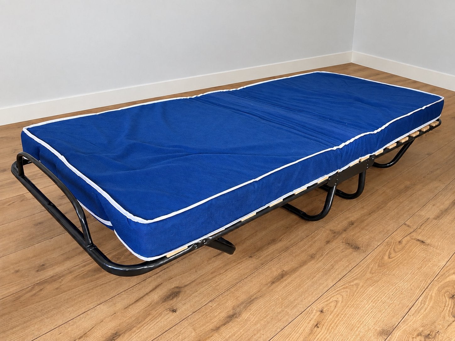 Opklapbed 180x80cm - compact logeerbed, Ophalen, Gebruikt, Eenpersoons, Blauw