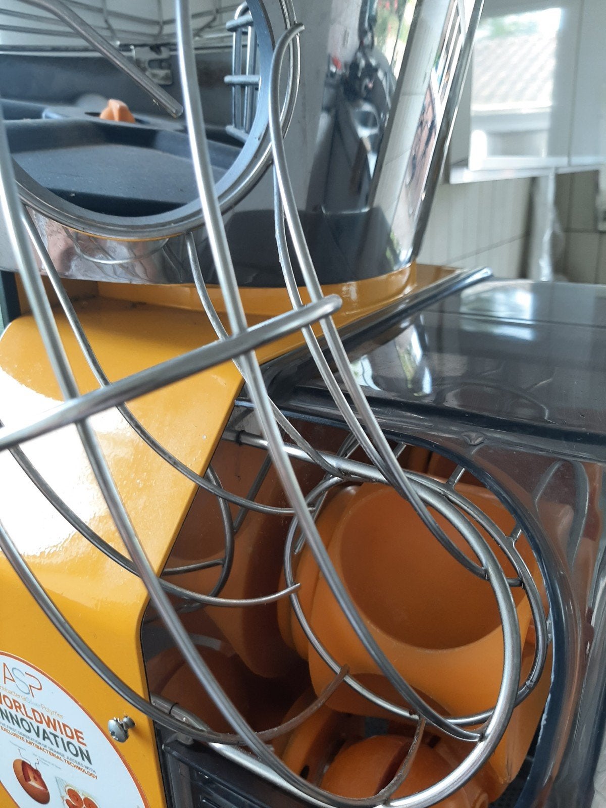 Zumex sinasappel persmachine, Ophalen, Zo goed als nieuw