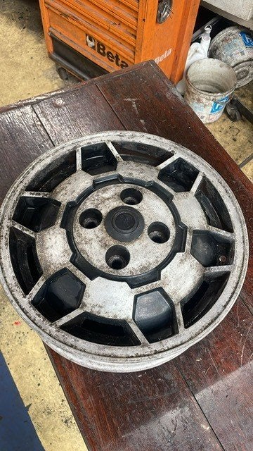 SAAB 99/900 EMS soccerball lm velg (maat 5jx 15), Gebruikt, 15 inch, Velg(en), 175 mm