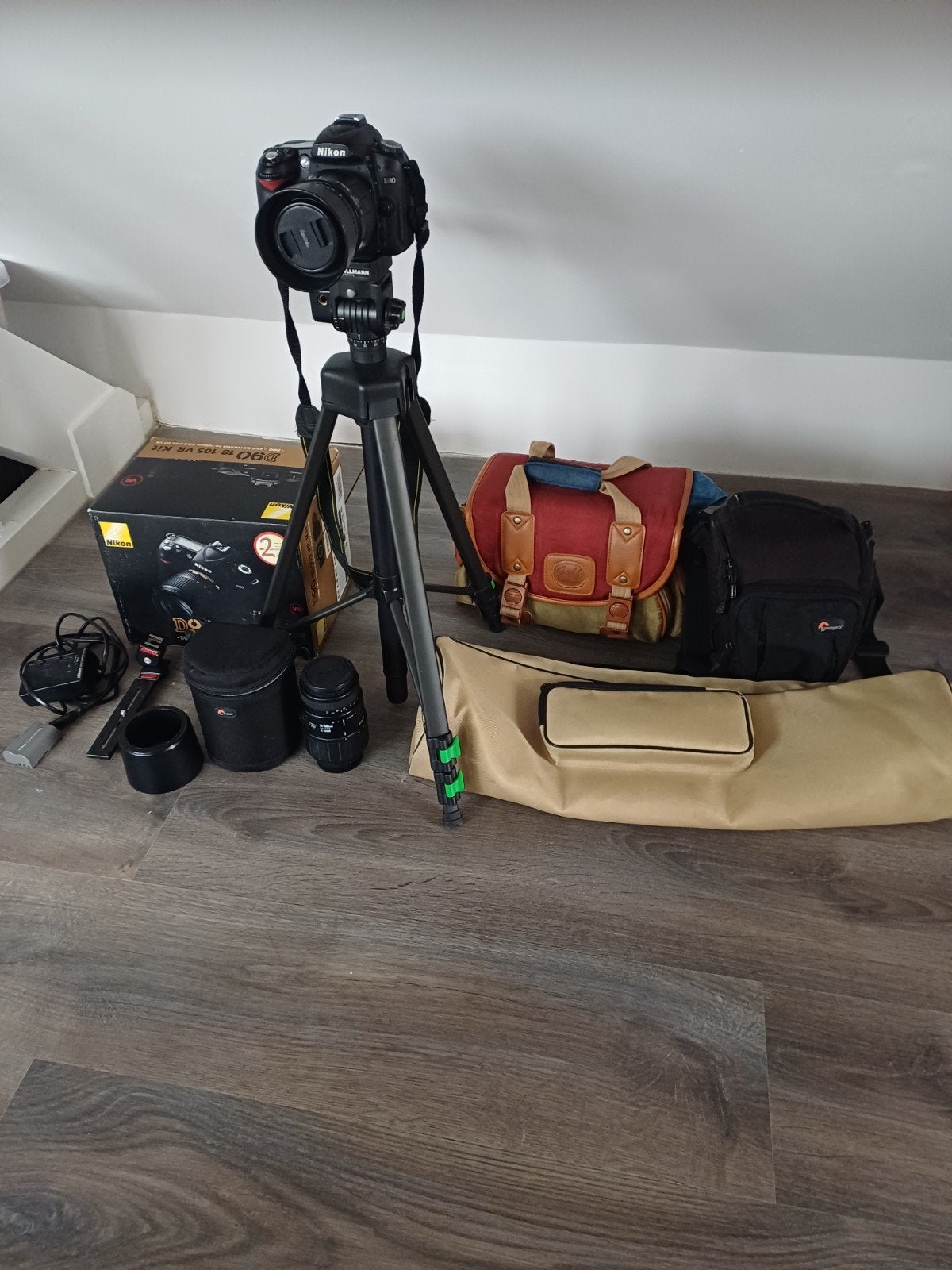 Nikon D90 spiegelreflexcamera met accessoires, Audio, Tv en Foto, Fotocamera's Digitaal, Gebruikt, Spiegelreflex, Nikon, 8 keer of meer