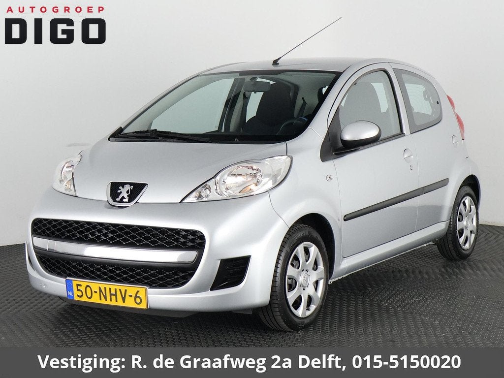 Peugeot 107 1.0-12V Urban Move | Airco | Radio/AUX/CD-speler, Voorwielaandrijving, Euro 5, Stof, Gebruikt