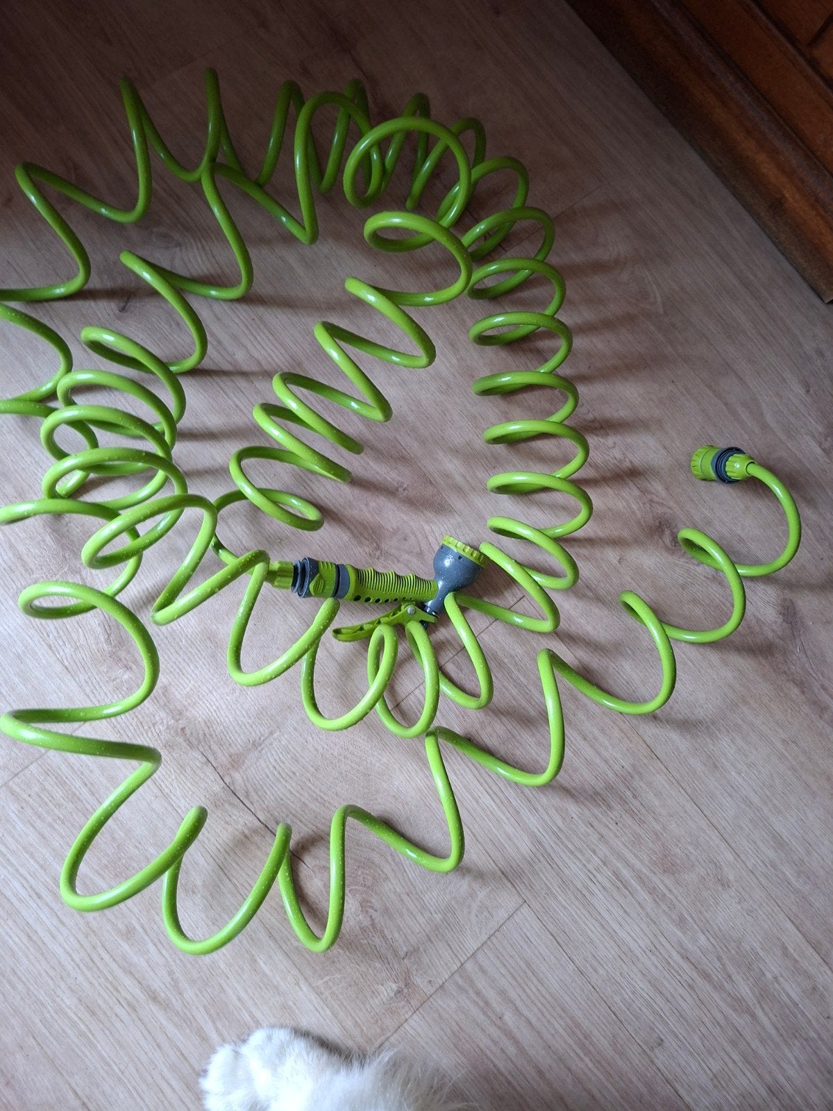Groene spiraaltuinslang met spuitpistool, Tuin en Terras, Ophalen of Verzenden, Zo goed als nieuw, Tuinslang