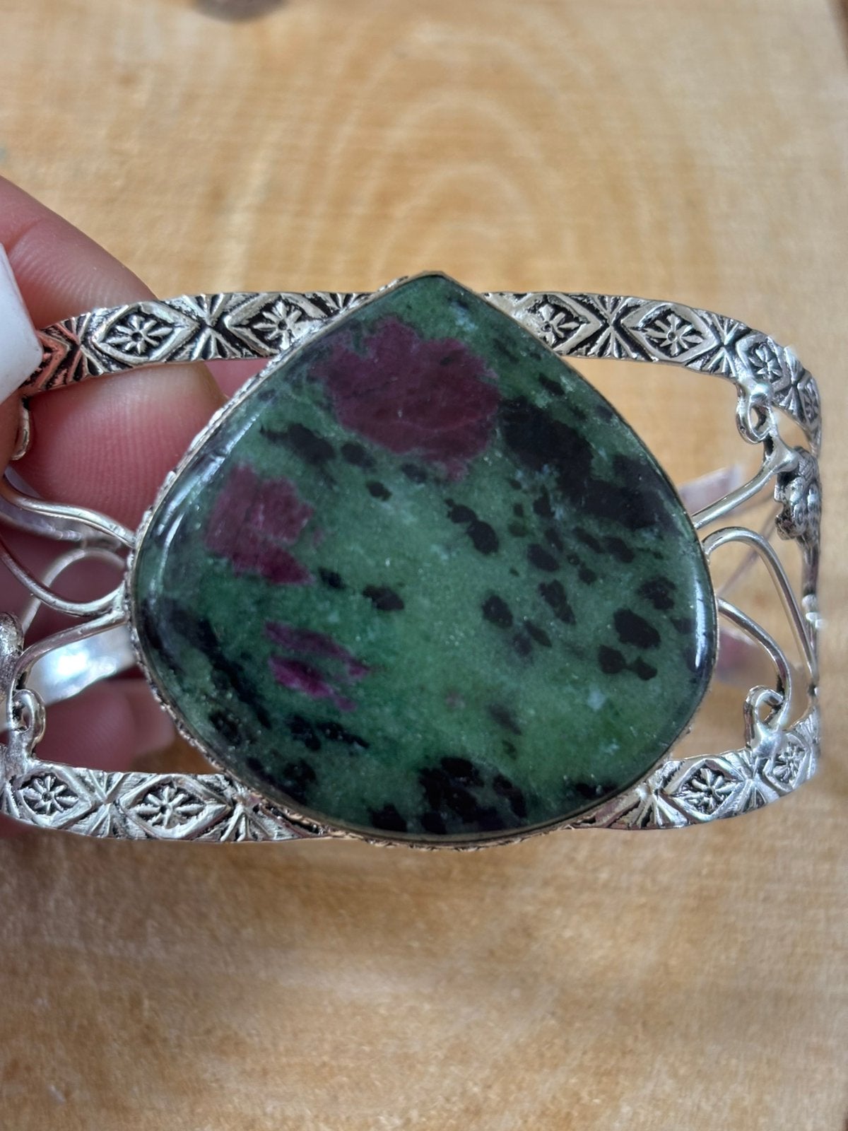 Robijn in Zoisiet Edelsteen Armband - Kracht & Groei, Overige materialen, Nieuw, Ophalen of Verzenden, Met edelsteen