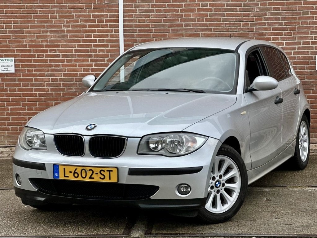BMW 1-serie 116i |AIRCO |STUUBRKR |NIEUWE APK (bj 2004), Auto's, 1596 cc, Stof, Gebruikt, 4 cilinders