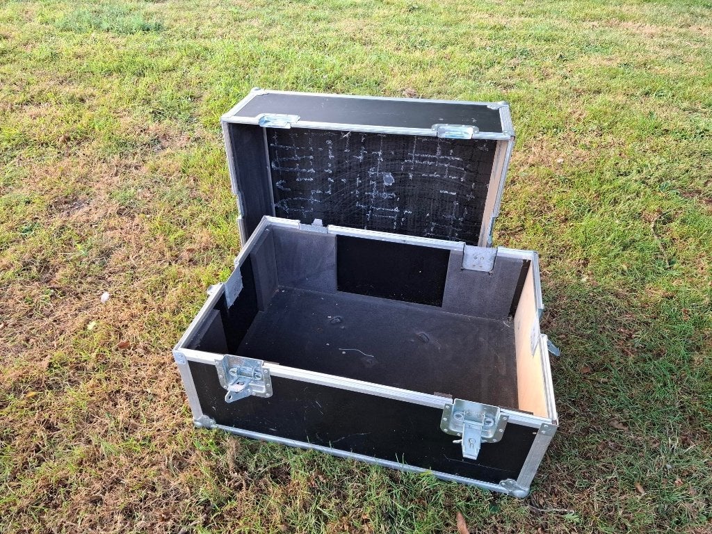 2 grote Flight Cases, Ophalen, Gebruikt, Overige instrumenten, Flightcase