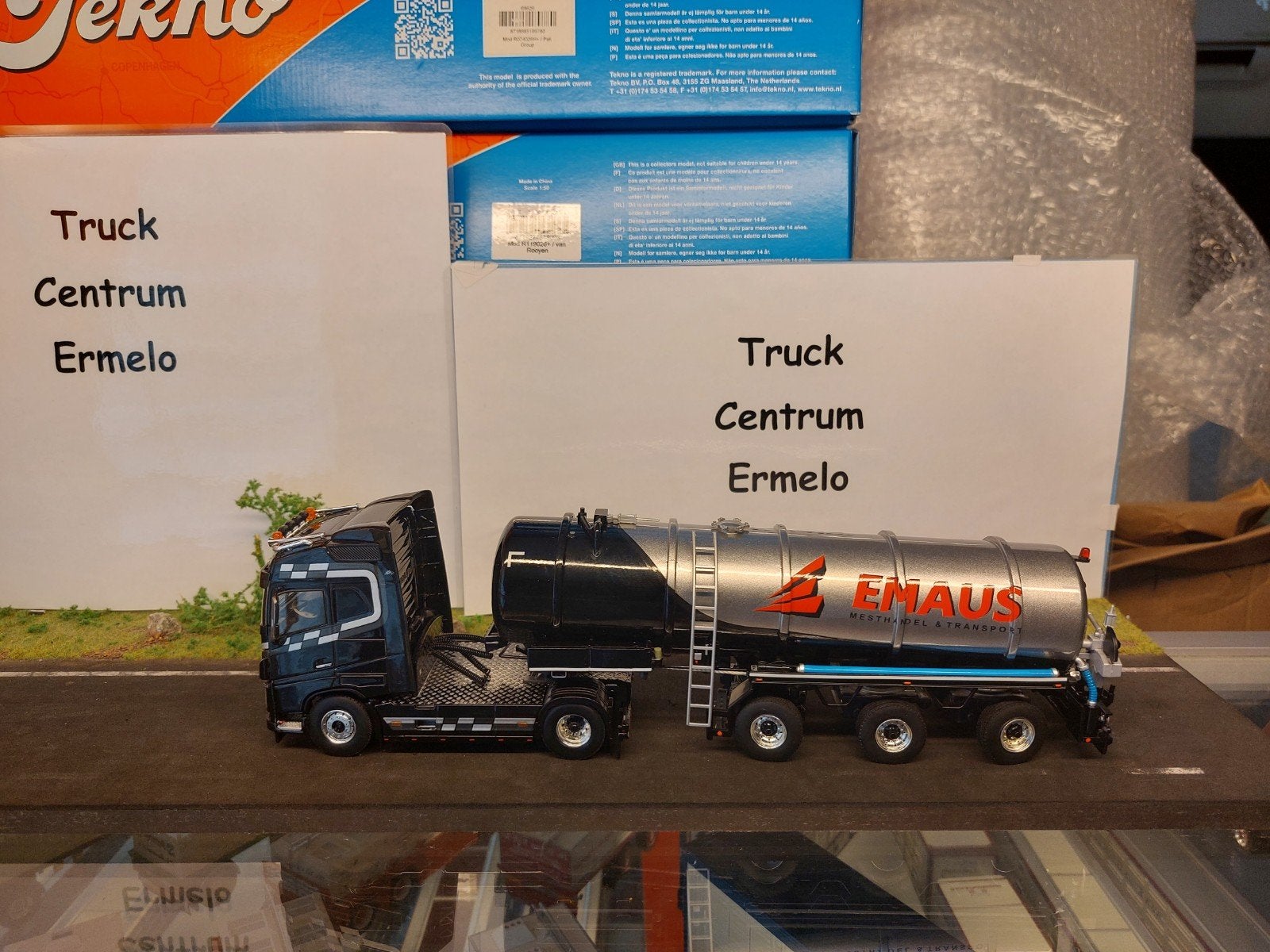 Emaus Transport; VOLVO FH4 GLOBETROTTER 4x2 TANK TRAILER VAC, Ophalen of Verzenden, Nieuw, Bus of Vrachtwagen, Wsi