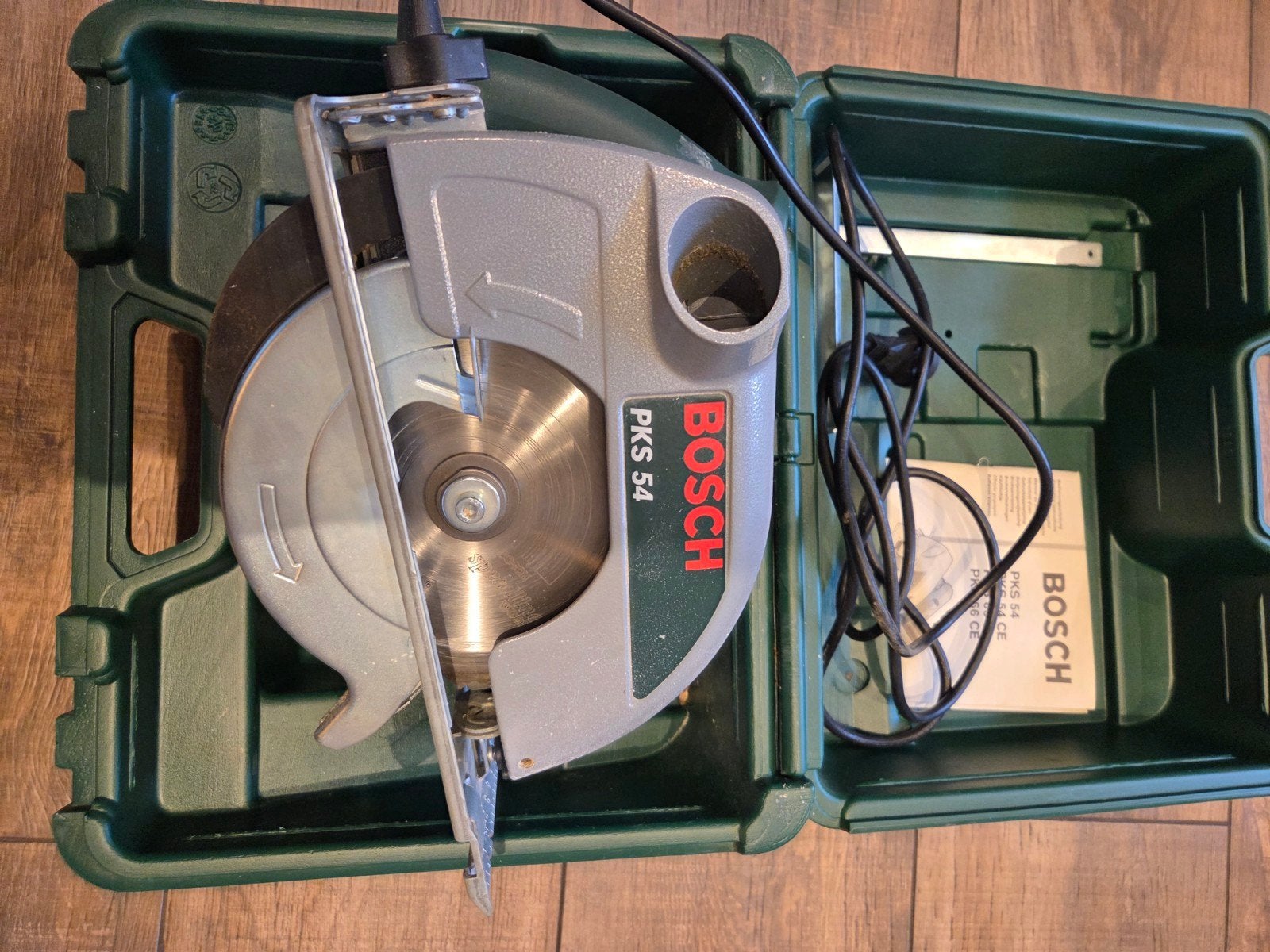 Bosch PKS 54 Cirkelzaag in koffer, Gebruikt, Cirkelzaag, 600 tot 1200 watt, Ophalen of Verzenden