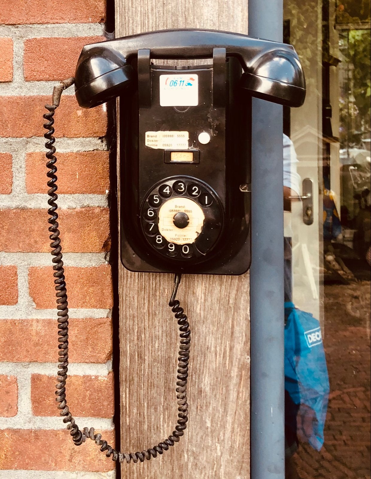 Vintage Bakelieten Wandtelefoon met Draaischijf - Decoratie, Ophalen