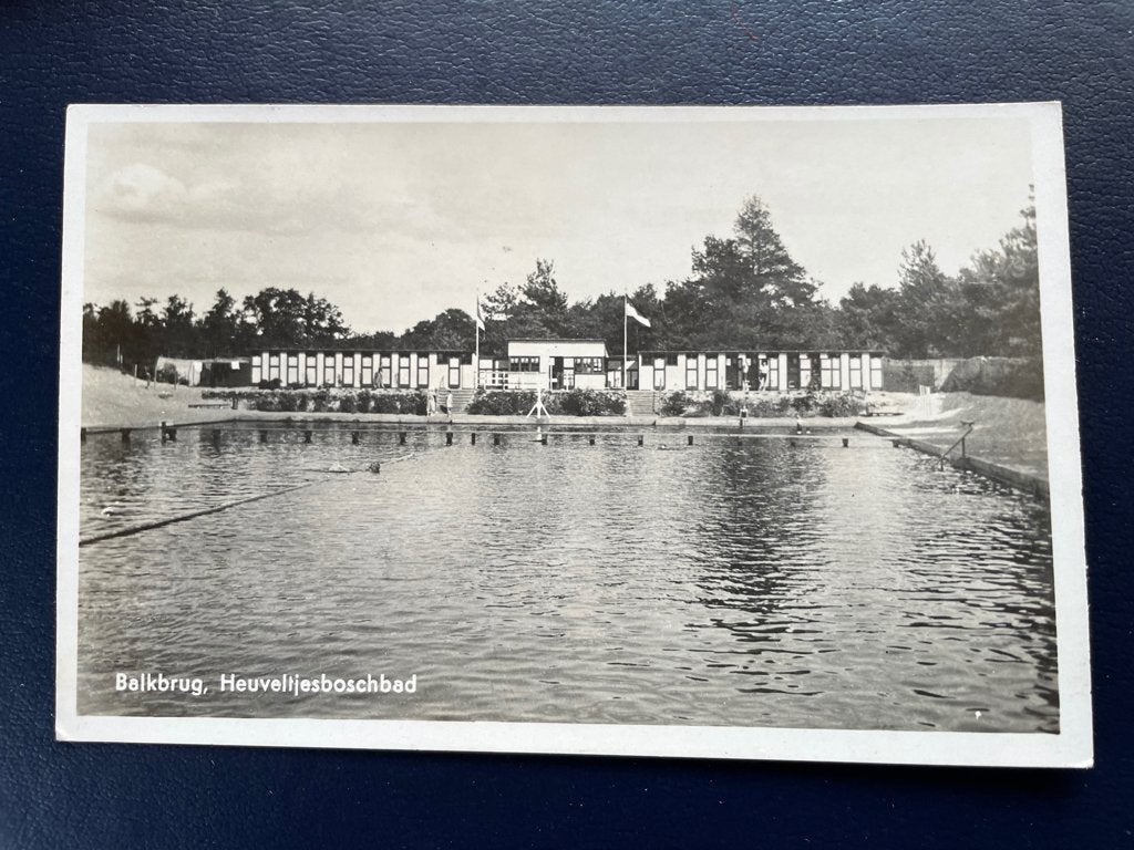 ansichtkaart van Balkbrug, Heuveltjesboschbad., Verzenden, 1920 tot 1940