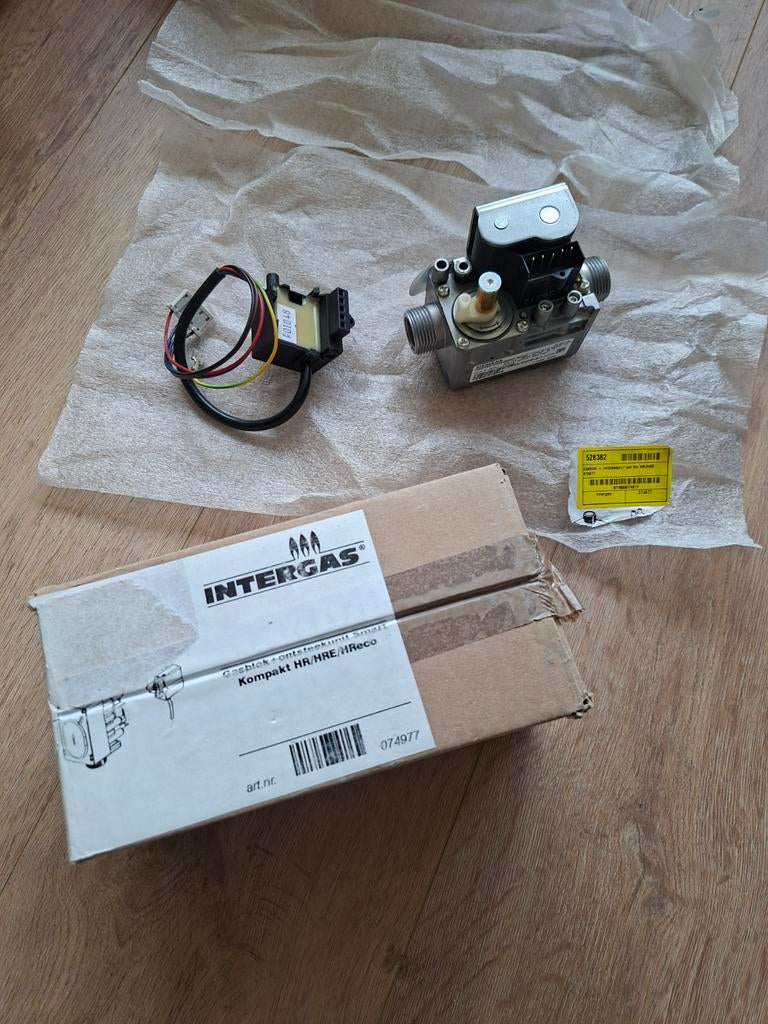Gasblok plus ontstekingsunit voor CV ketel, Minder dan 30 cm, Hoog rendement (Hr), Cv-ketel of Combi-ketel, Nieuw