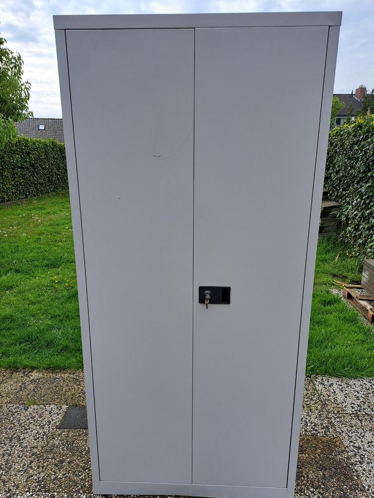 Metalen archiefkast met 3 verstelbare legplanken, Ophalen, Gebruikt, Archiefkast, 50 tot 100 cm