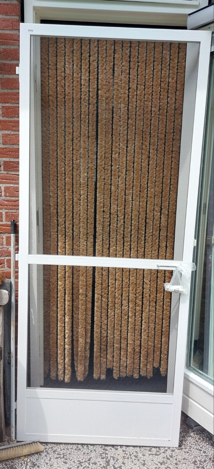 Unilux hordeur met schoprand, tochtstrip, machneetslotje enz, Ophalen, 80 tot 100 cm, Hordeur, Zo goed als nieuw